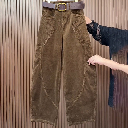 Loose-fitting, retro-style brown trousers